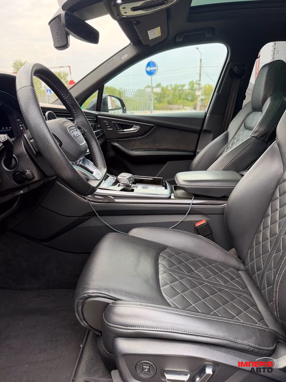 Audi SQ7 - фото 13