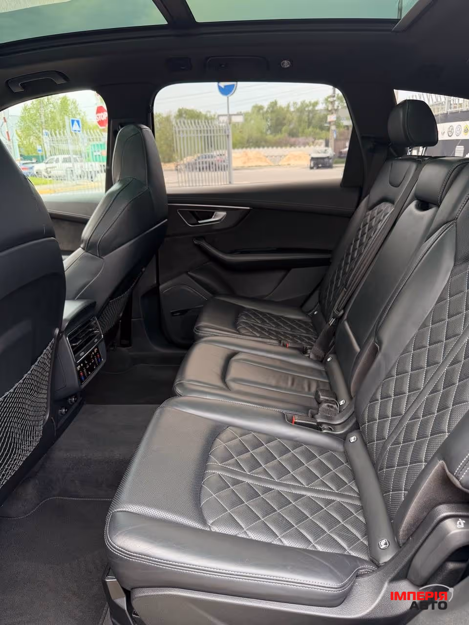 Audi SQ7 - фото 10