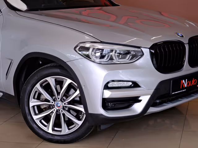 BMW X3 - фото 3