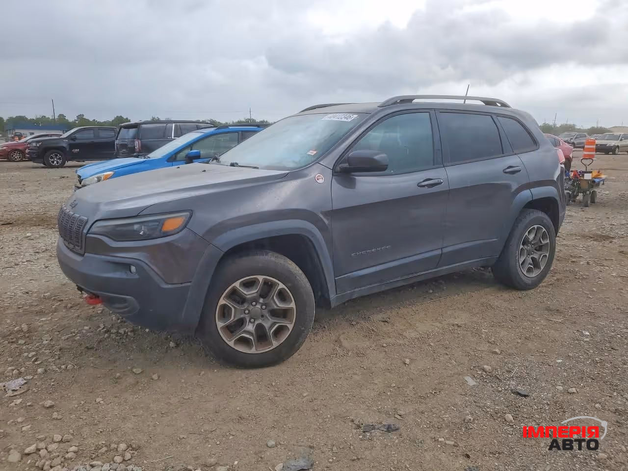 Jeep Cherokee - фото 2