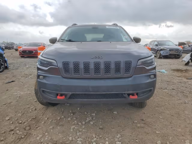 Jeep Cherokee - фото 1