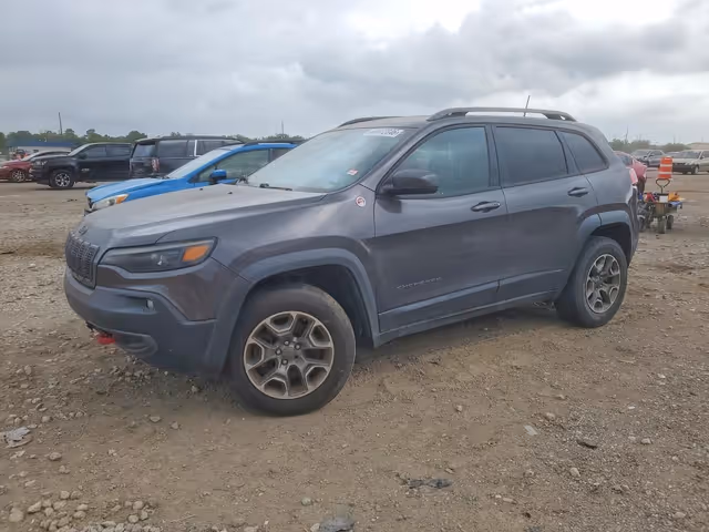 Jeep Cherokee - фото 2