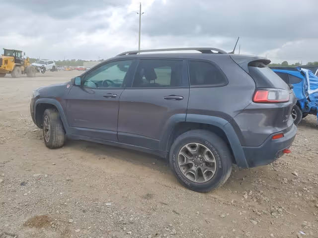 Jeep Cherokee - фото 5