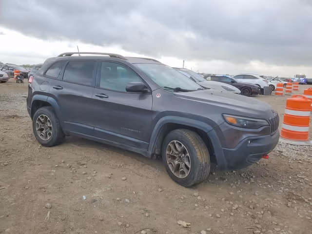 Jeep Cherokee - фото 3