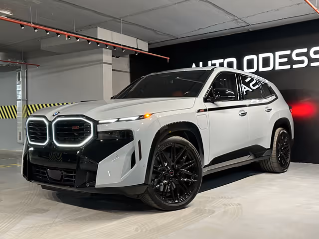BMW XM - фото 2