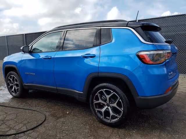 Jeep Compass - фото 4