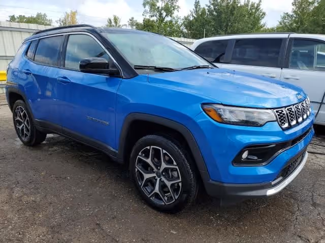 Jeep Compass - фото 3