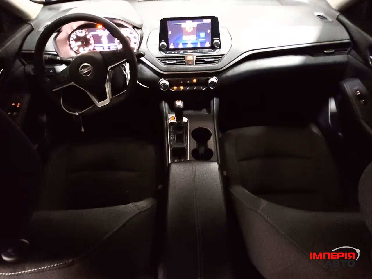 Nissan Altima - фото 6