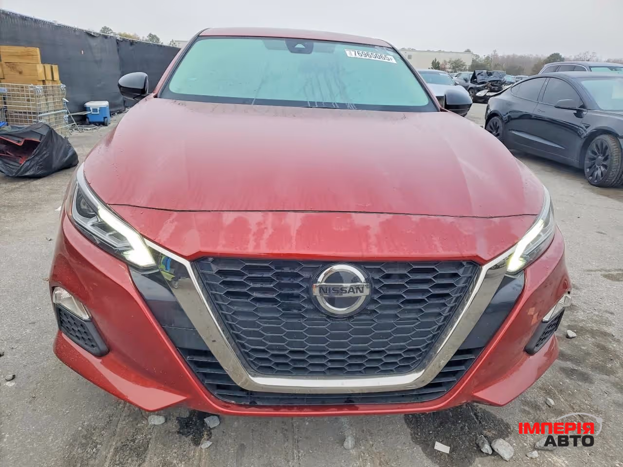 Nissan Altima - фото 1