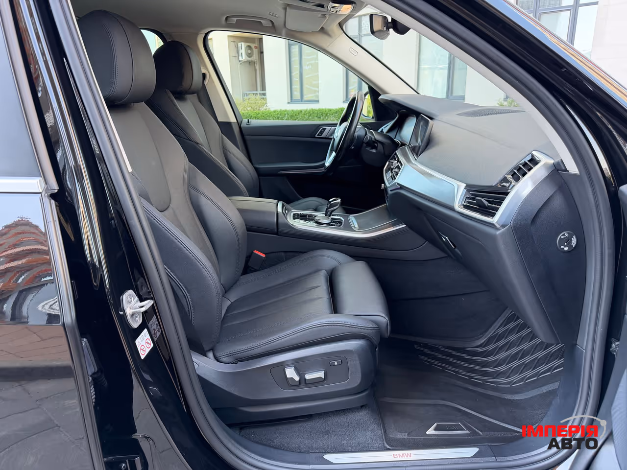 BMW X5 - фото 18