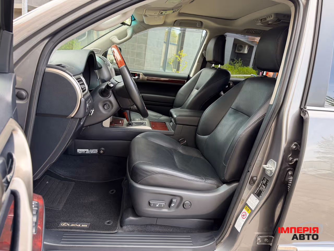 Lexus GX - фото 16