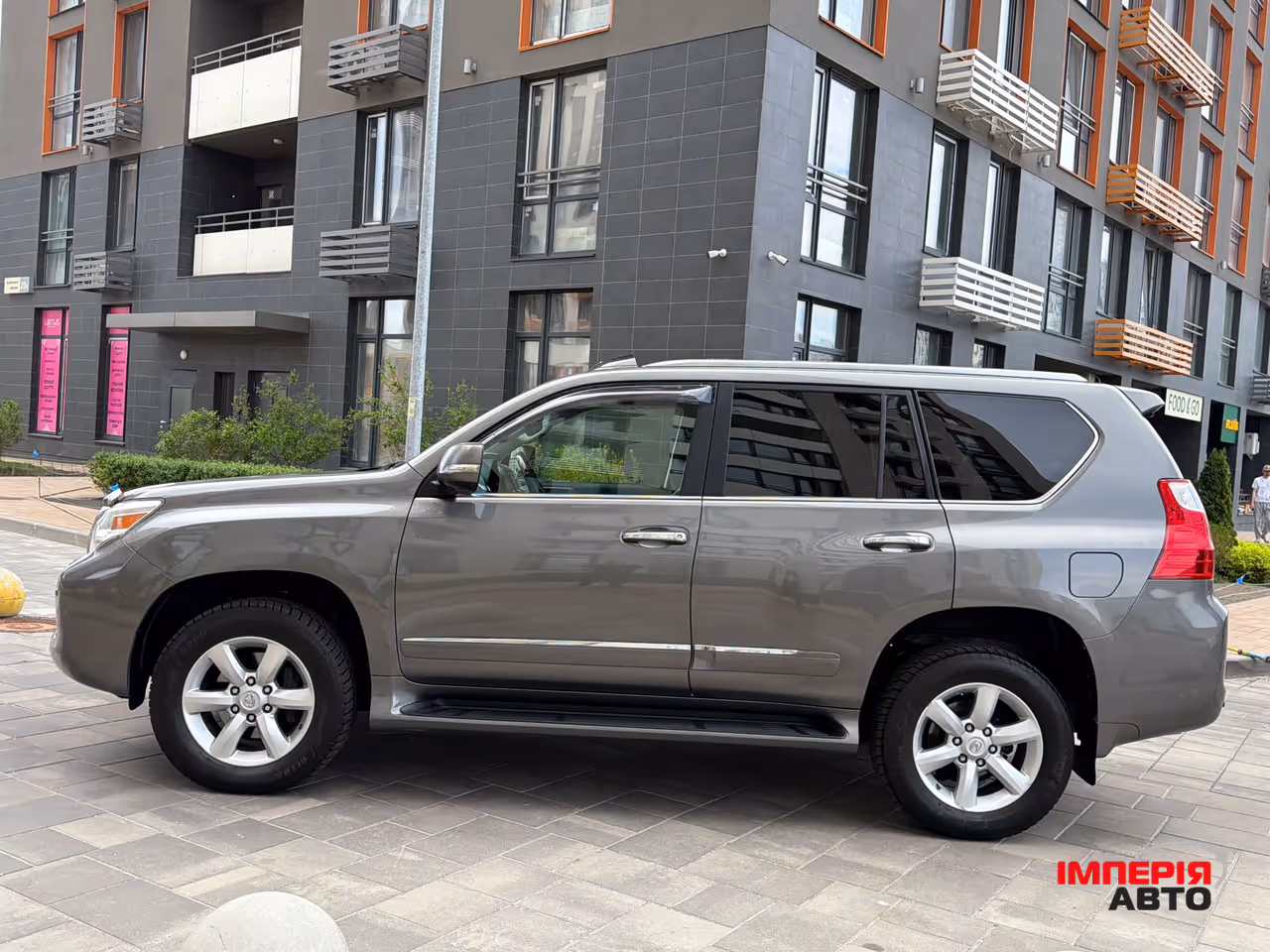 Lexus GX - фото 11