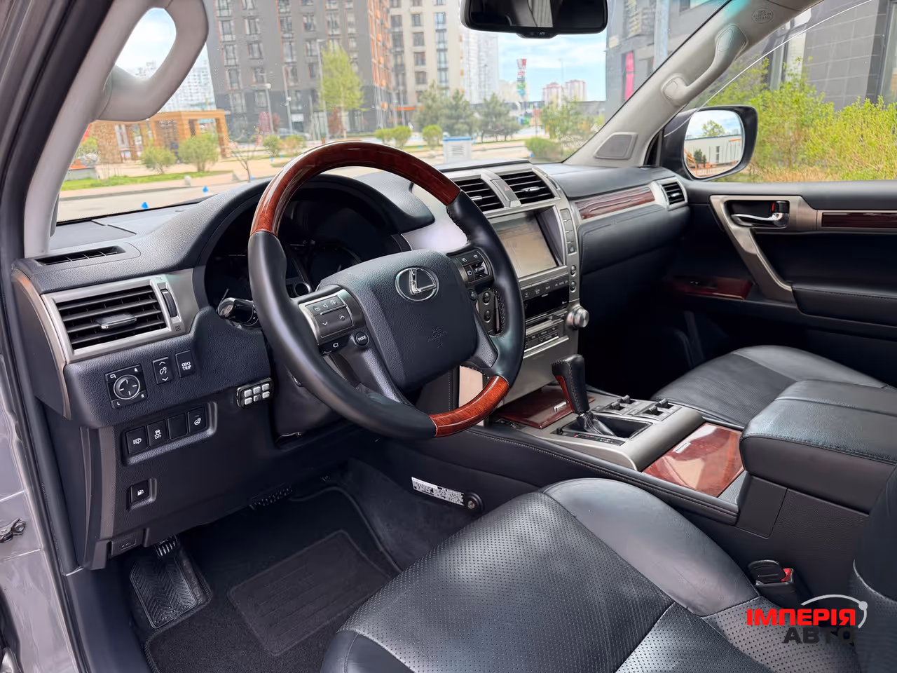 Lexus GX - фото 15