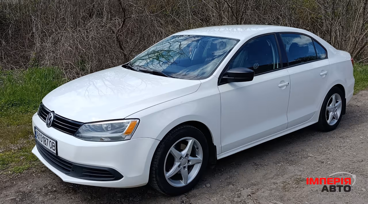 Volkswagen Jetta - фото 6
