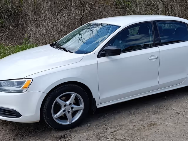 Volkswagen Jetta - фото 1