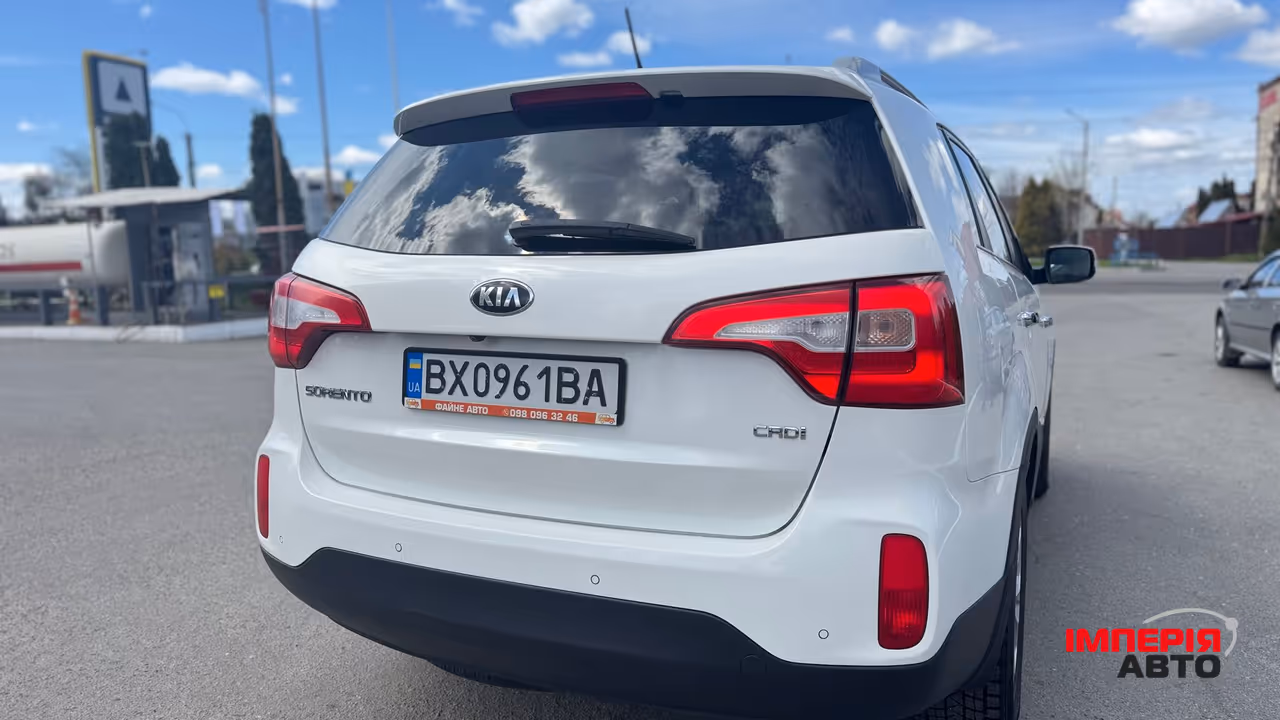 Kia Sorento - фото 9