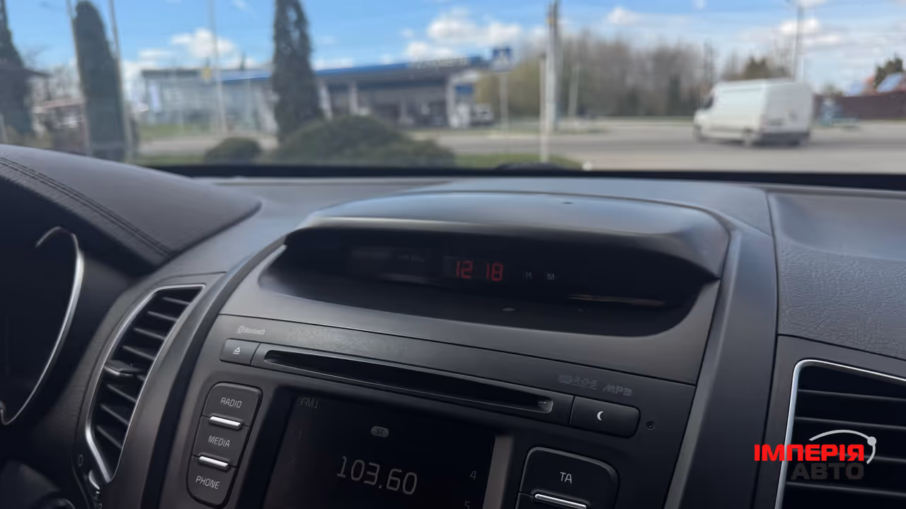 Kia Sorento - фото 35