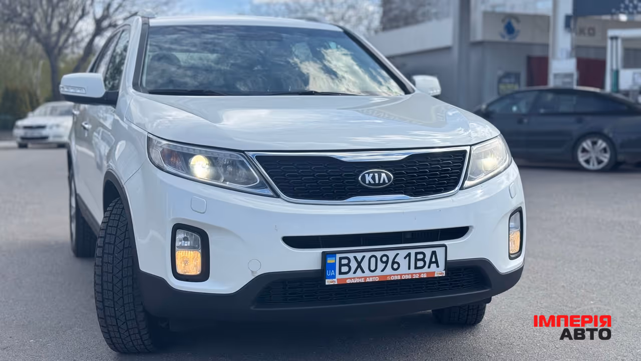 Kia Sorento - фото 3