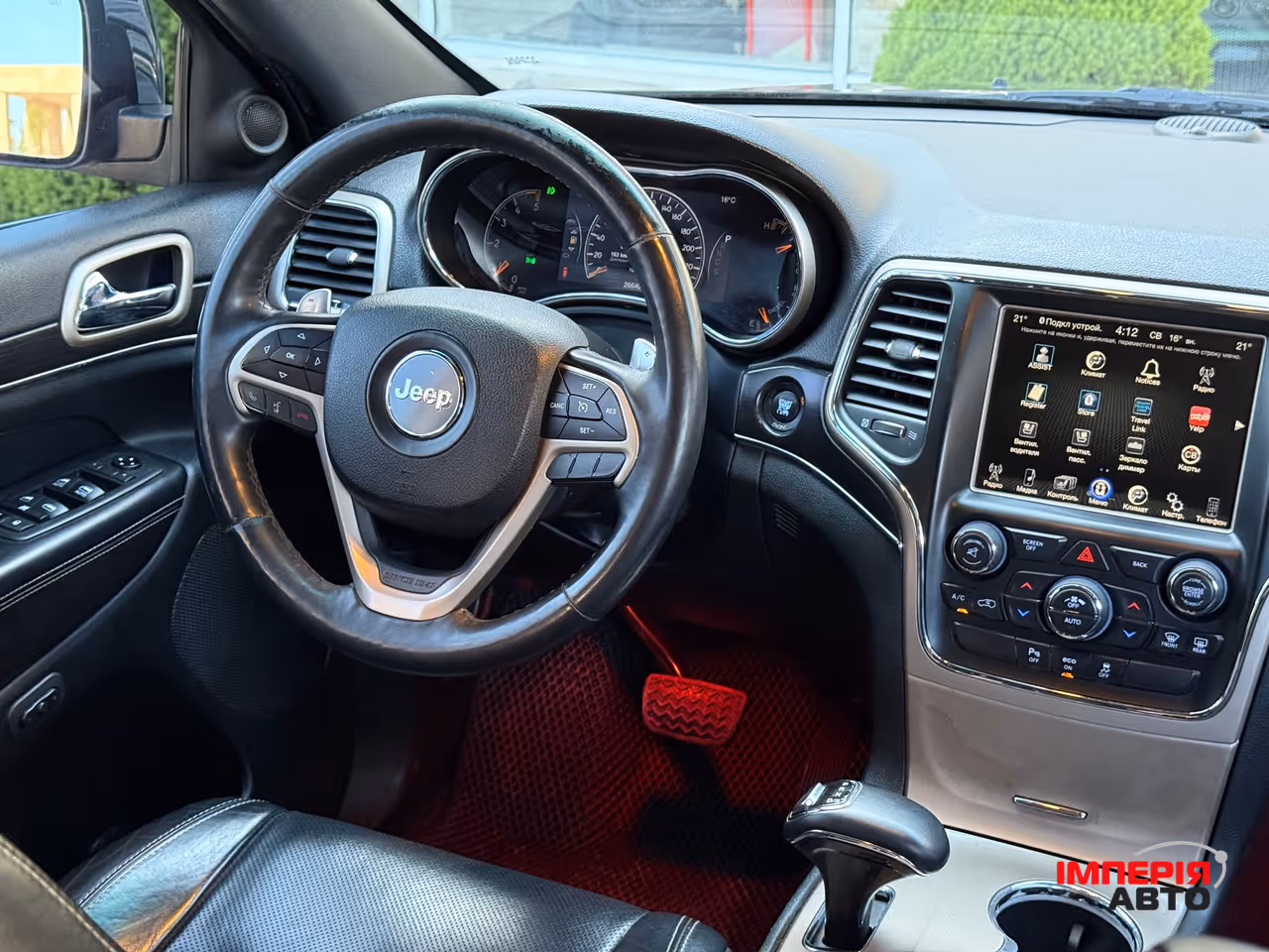 Jeep Grand Cherokee - фото 9