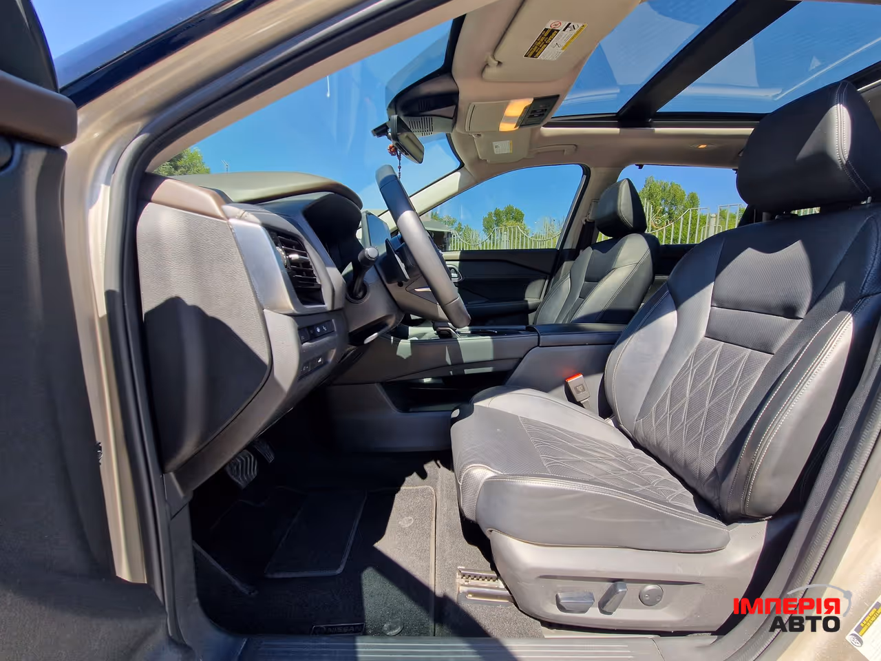 Nissan Rogue - фото 16