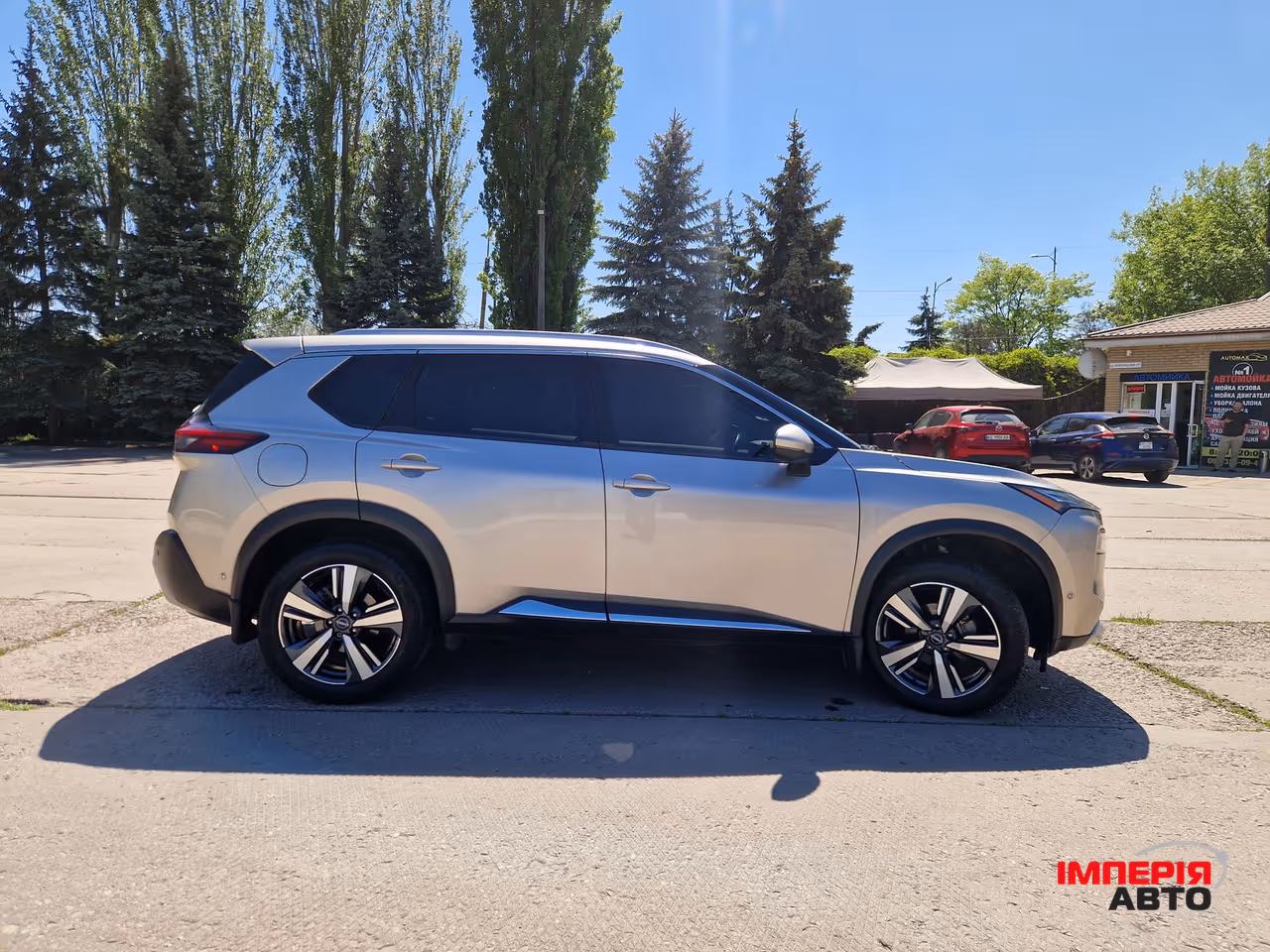 Nissan Rogue - фото 3