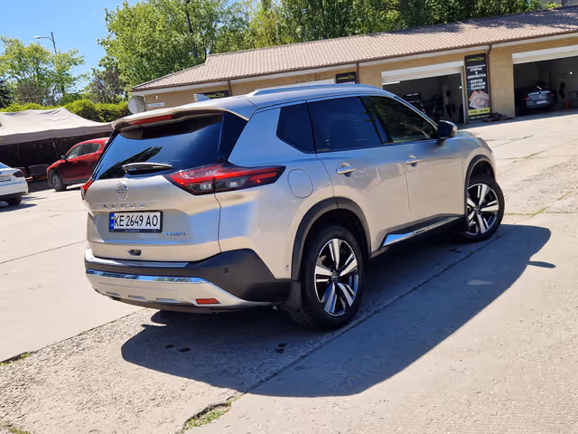 Nissan Rogue - фото 4