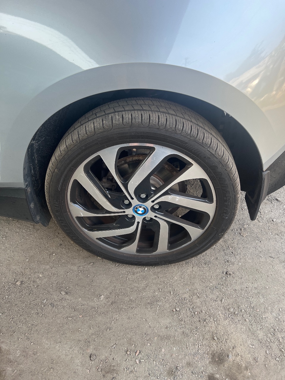 BMW i3 - фото 7