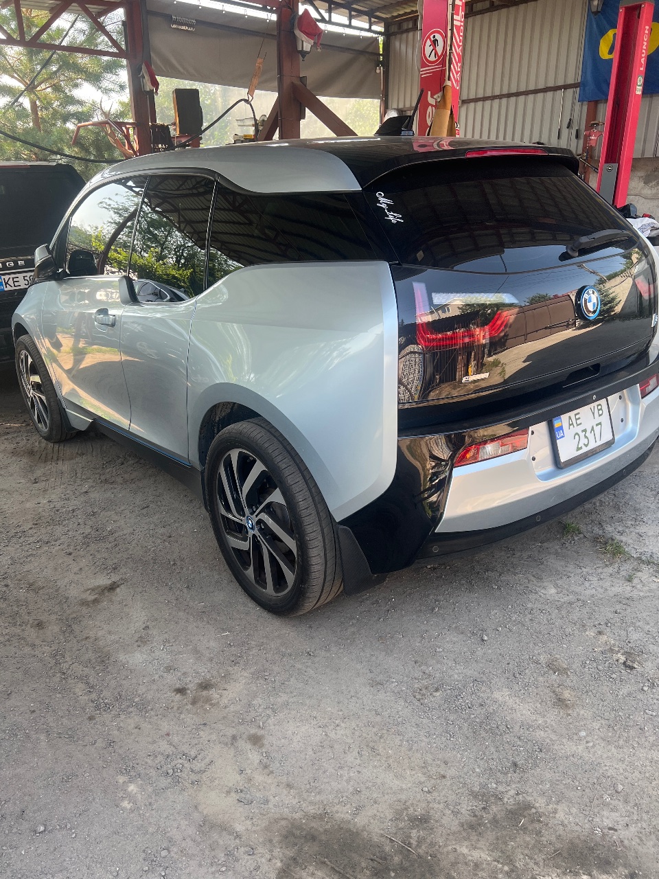 BMW i3 - фото 3