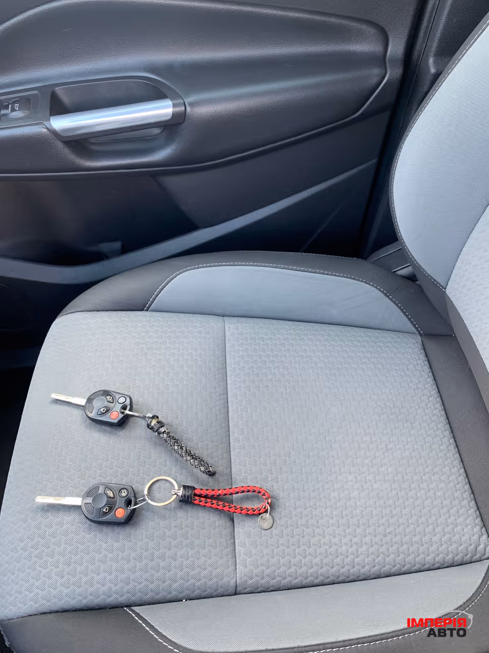 Ford C-MAX - фото 22