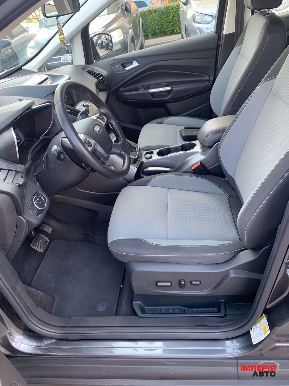 Ford C-MAX - фото 13
