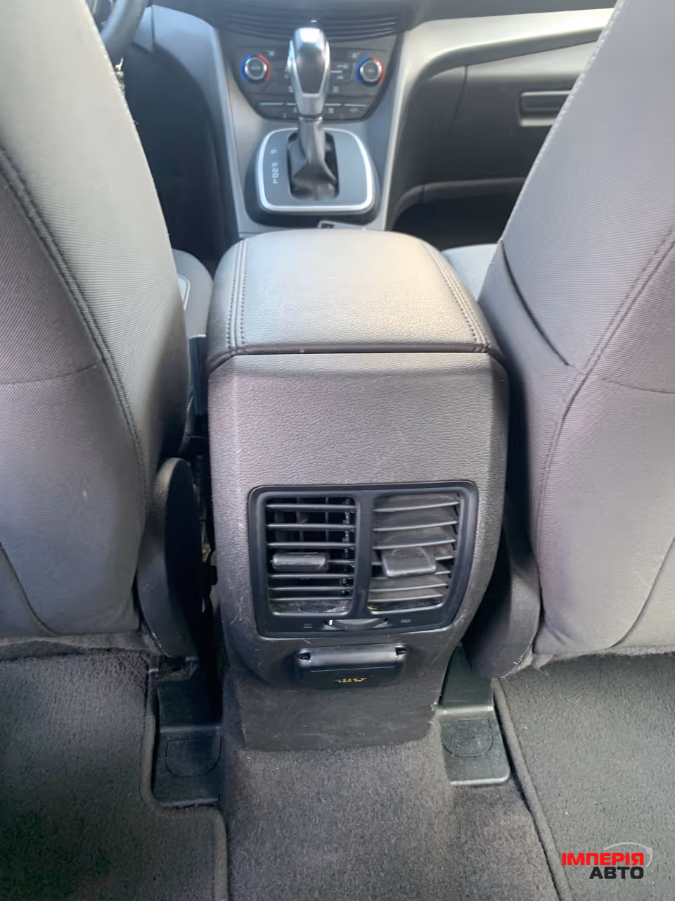 Ford C-MAX - фото 19