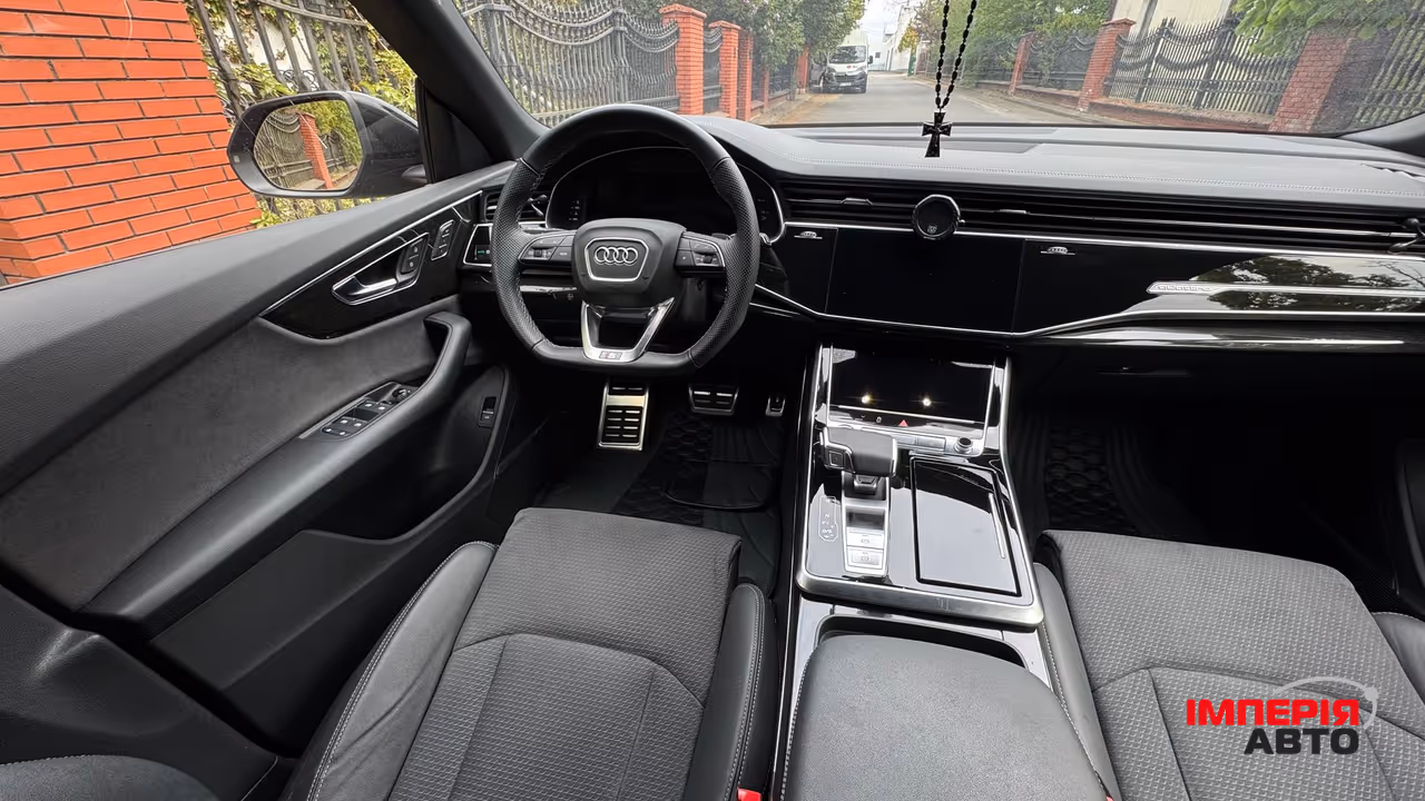 Audi Q8 - фото 20