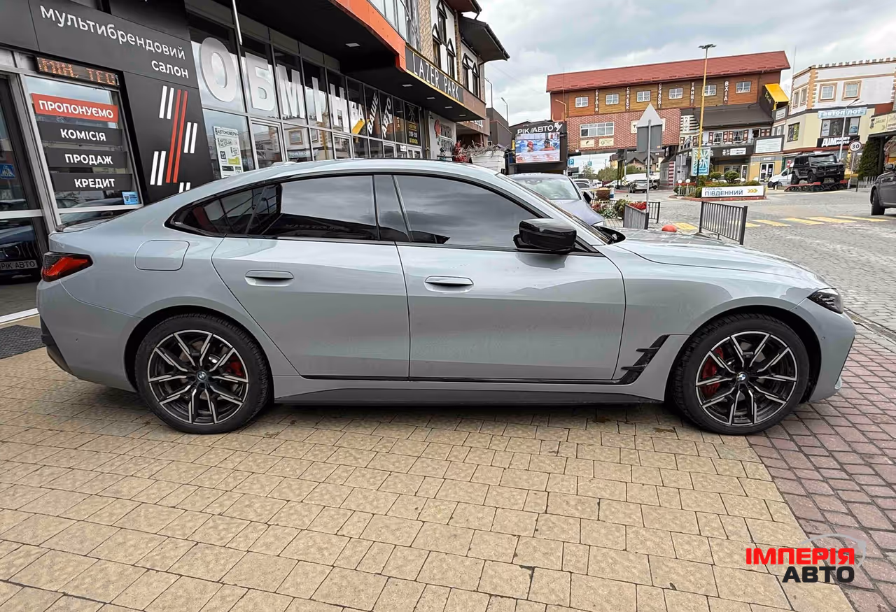 BMW i4 - фото 5