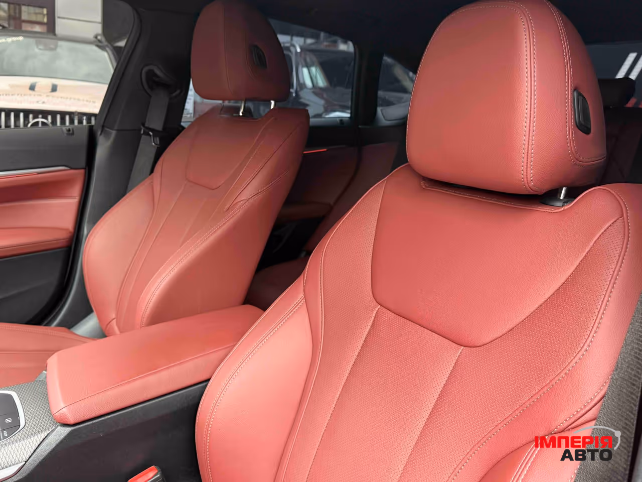 BMW i4 - фото 18