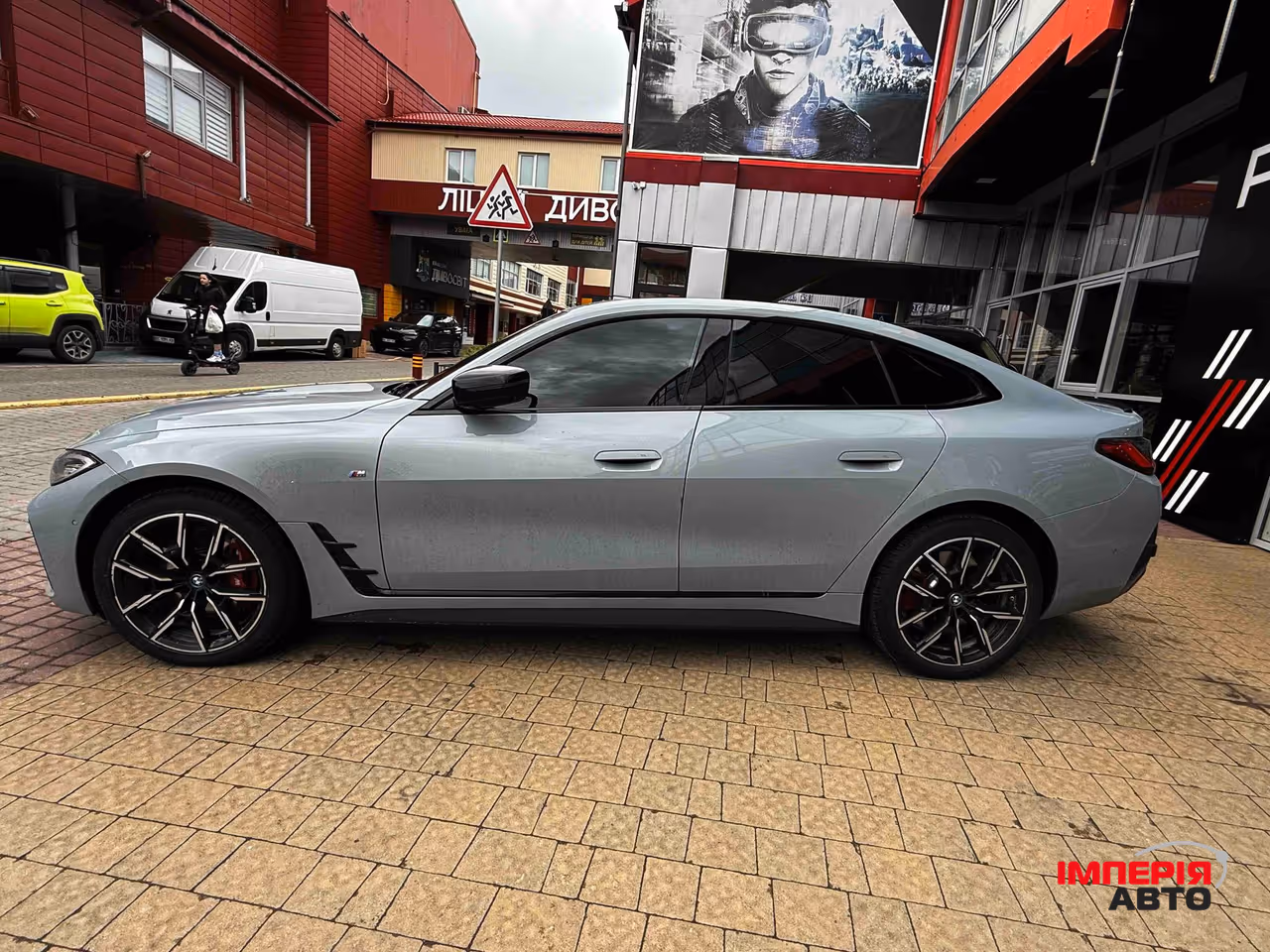 BMW i4 - фото 9