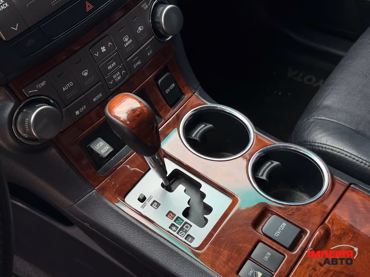Toyota Highlander - фото 10