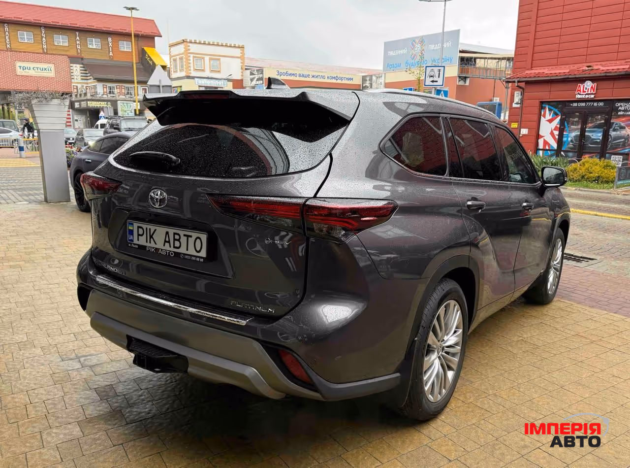 Toyota Highlander - фото 4