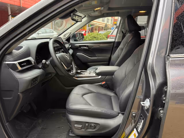 Toyota Highlander - фото 5