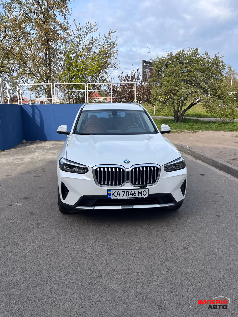 BMW X3 - фото 1