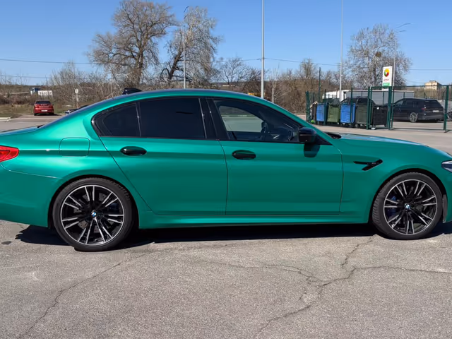 BMW M5 - фото 5