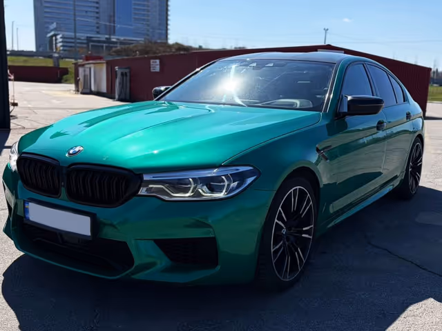 BMW M5 - фото 3