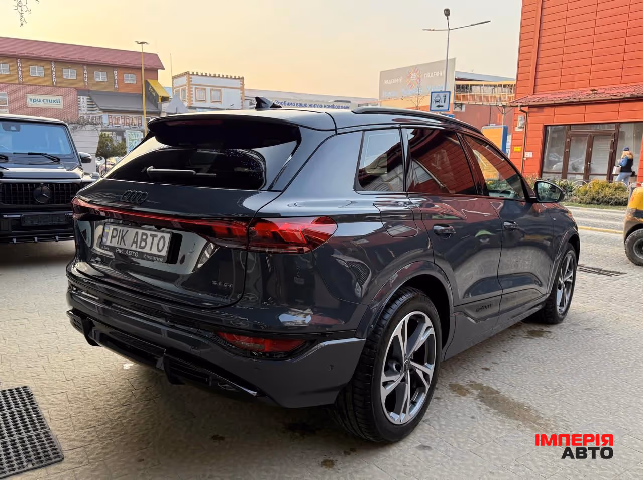 Audi Q6 e-tron - фото 4