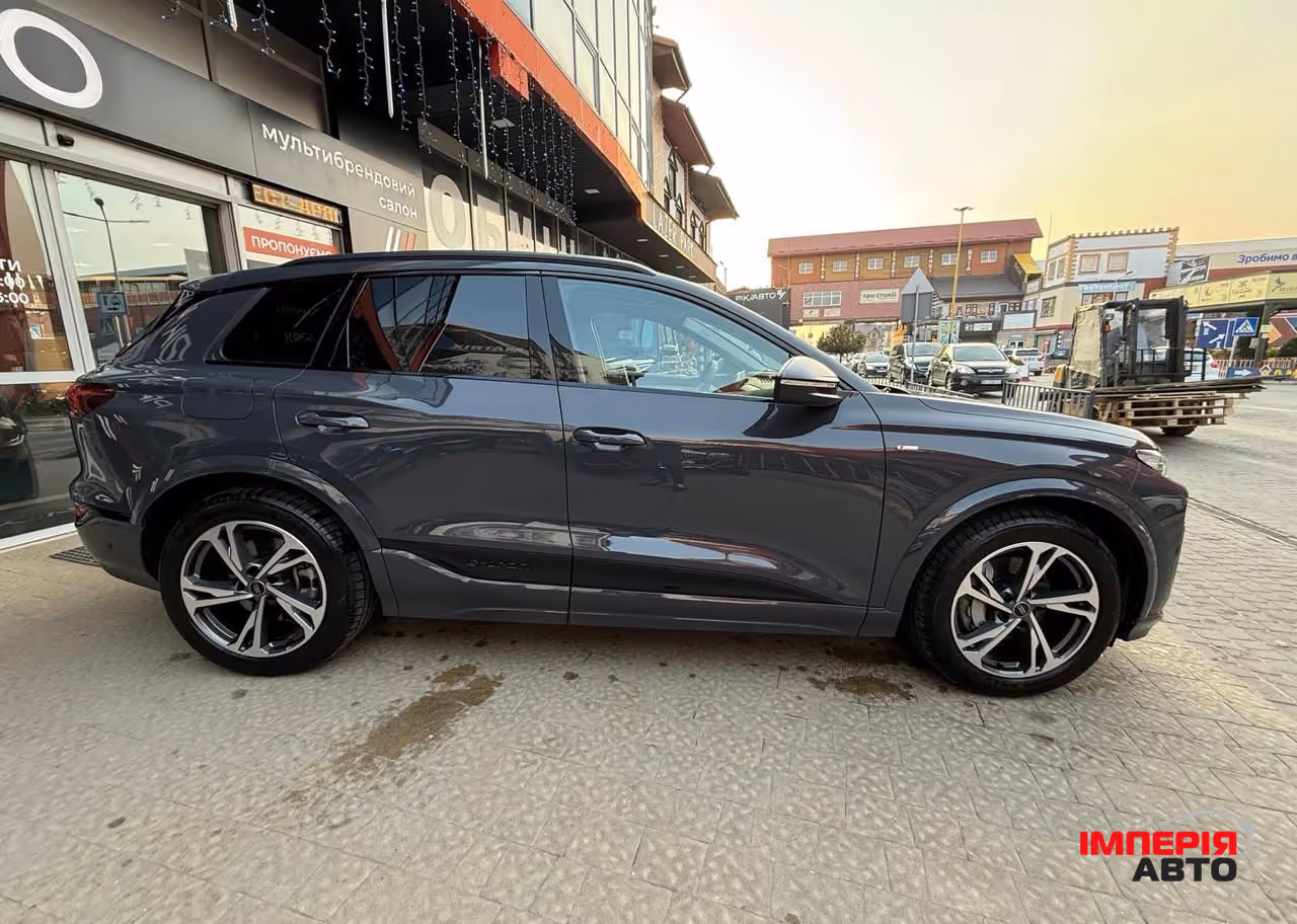 Audi Q6 e-tron - фото 3