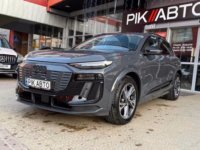 Audi Q6 e-tron - фото 2