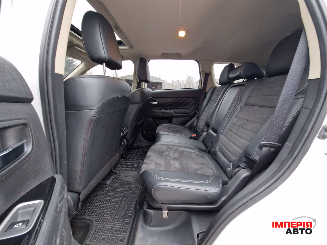 Mitsubishi Outlander - фото 29