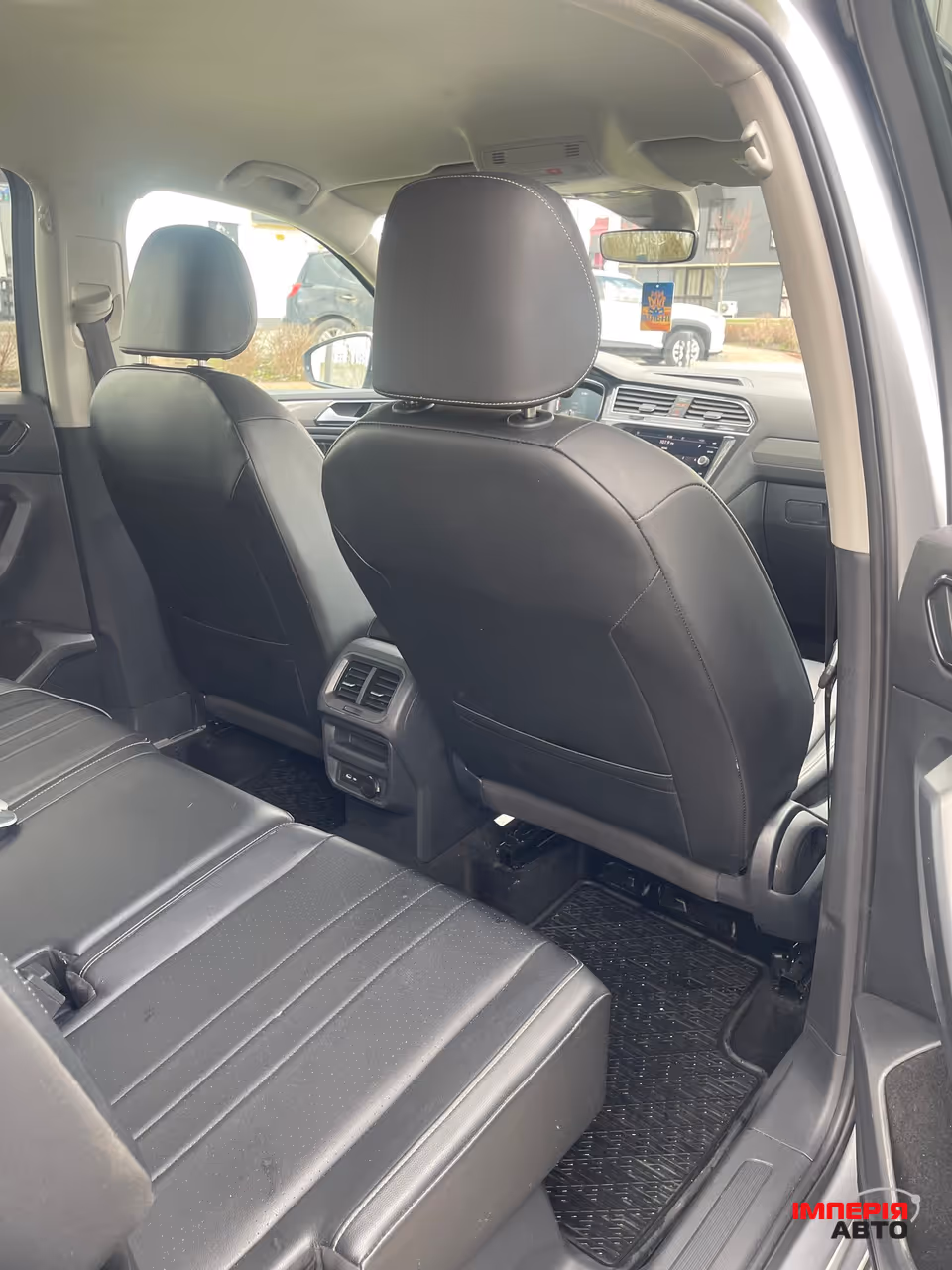 Volkswagen Tiguan - фото 14