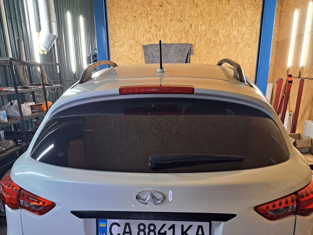 Infiniti QX70 - фото 4