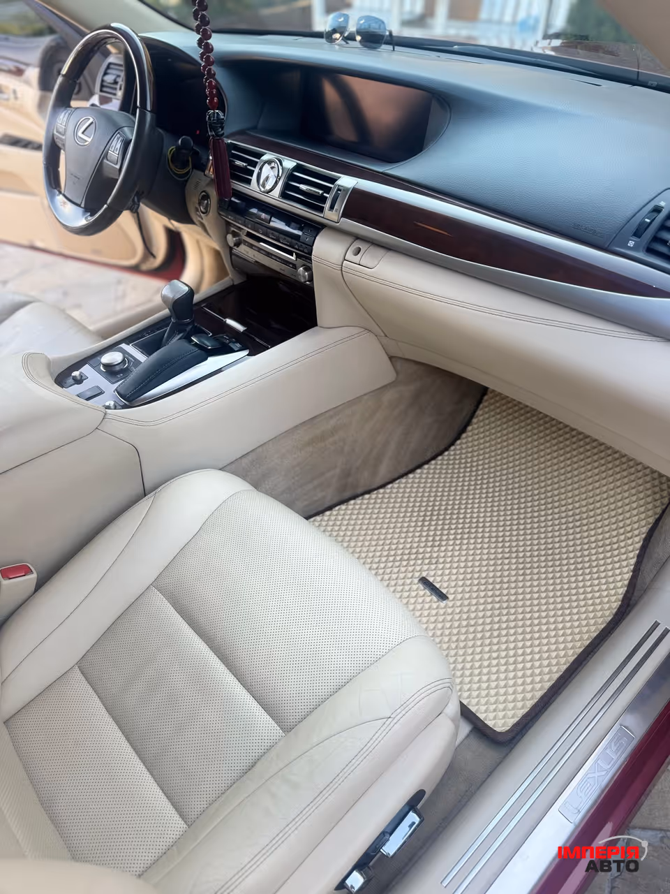 Lexus LS - фото 19