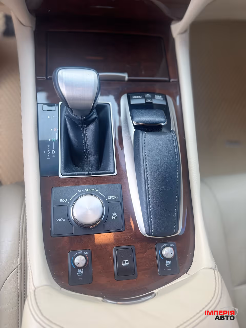 Lexus LS - фото 23