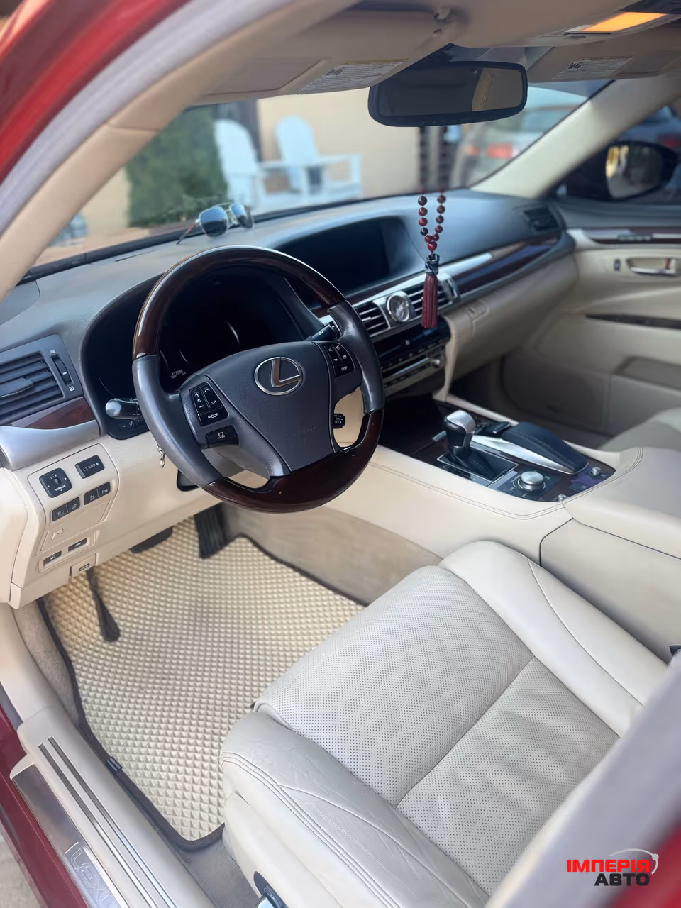 Lexus LS - фото 15